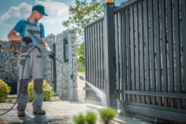Best Pool Deck Cleaning  in Mont Alto, PA